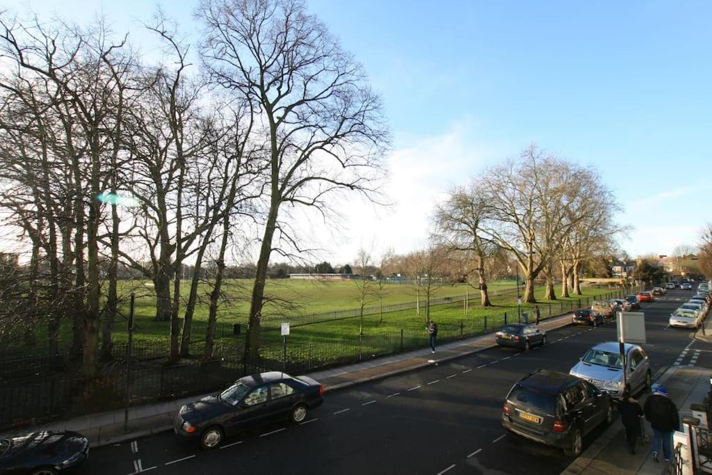 Glorious View Over The Park Londres Exterior foto